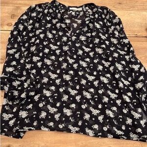 Vince Calico Floral Silk Blouse
Size S